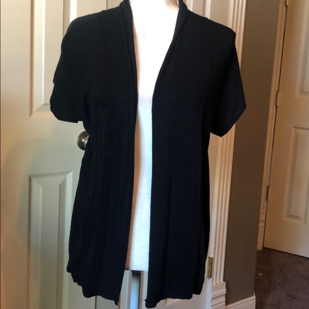Absolutely Black‎ sweater